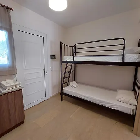 Vessarios Apartment *