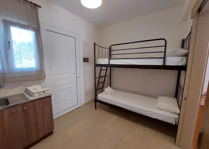 Vessarios Apartament *